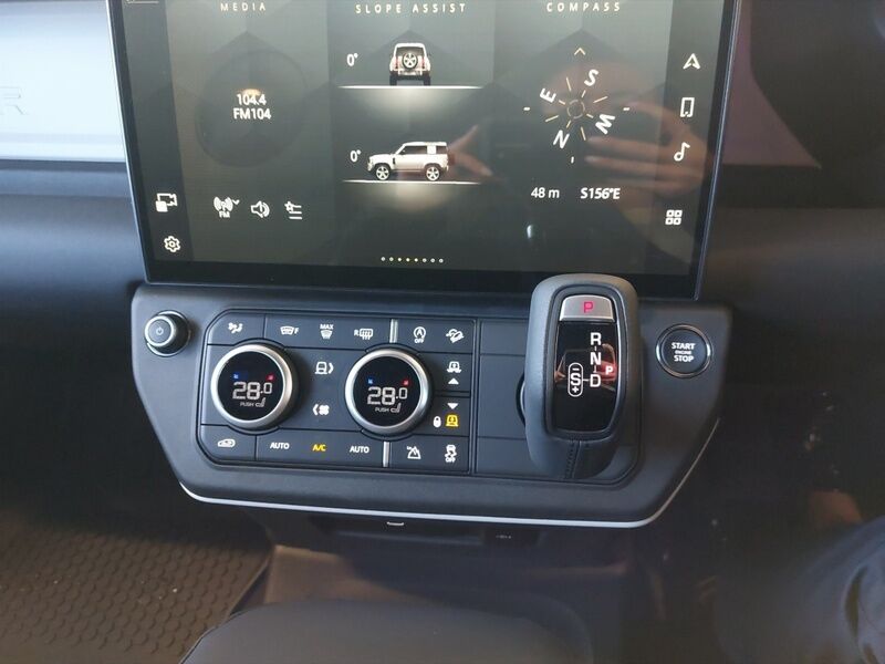 More views of Land Rover Defender