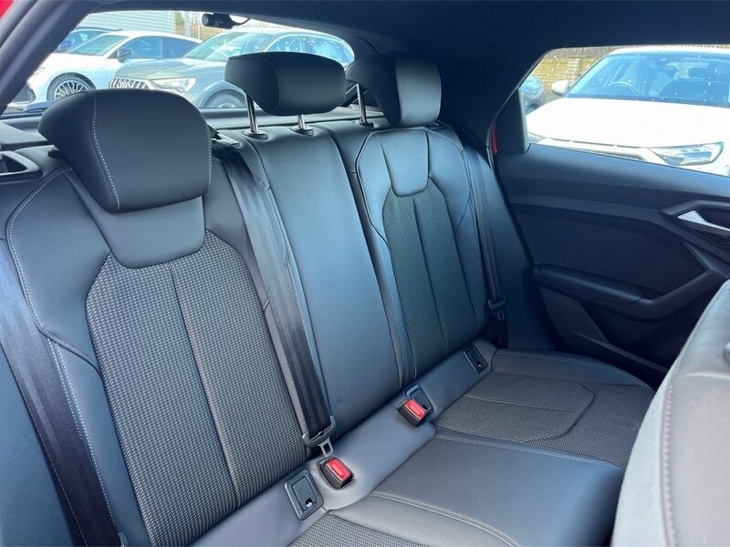 More views of Audi A1