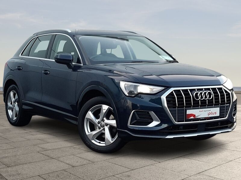 More views of Audi Q3