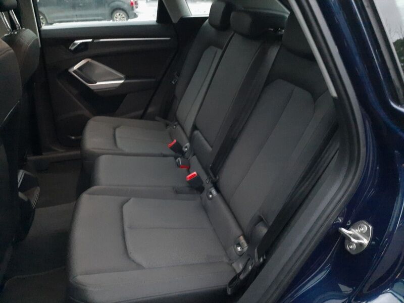 More views of Audi Q3