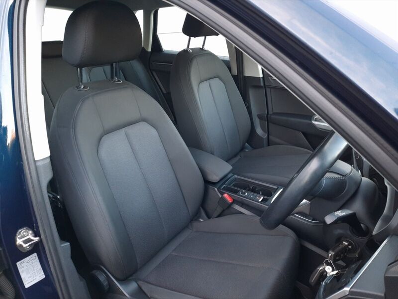 More views of Audi Q3