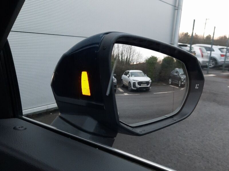 More views of Audi Q3