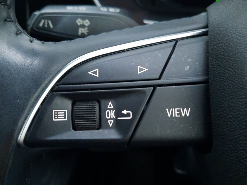 More views of Audi Q3