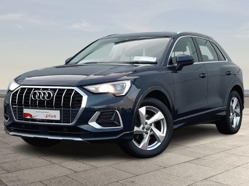 More views of Audi Q3