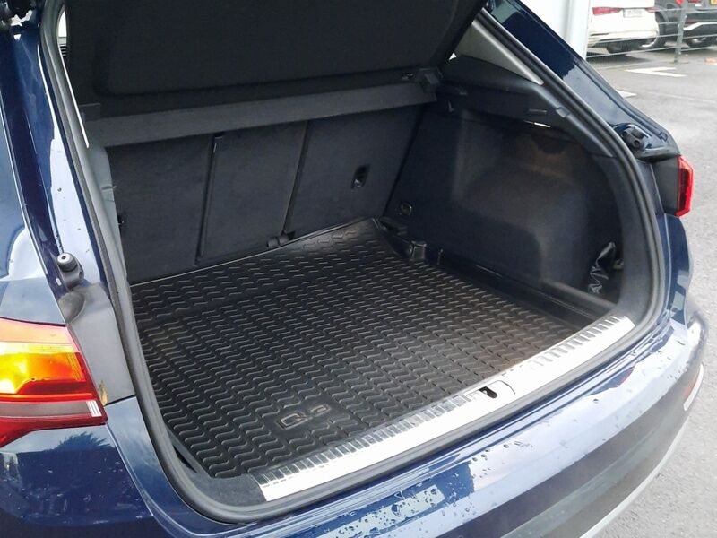 More views of Audi Q3