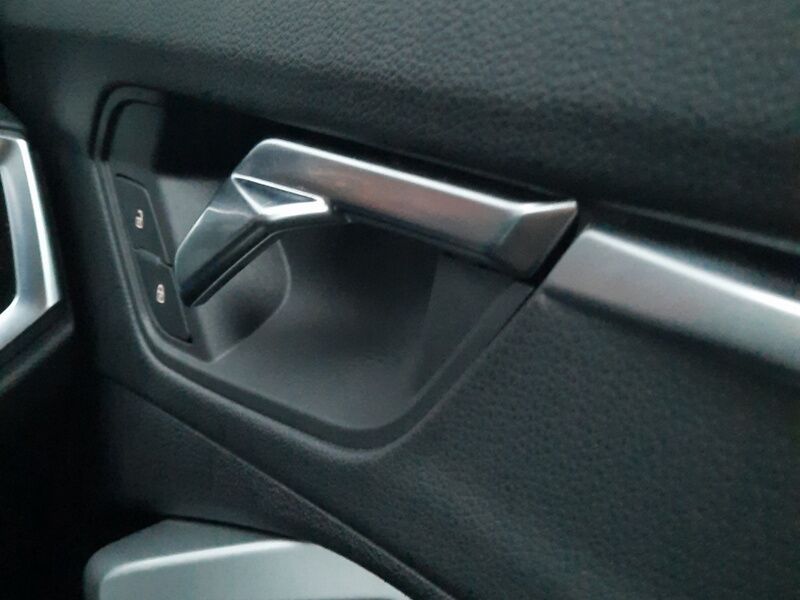 More views of Audi Q3