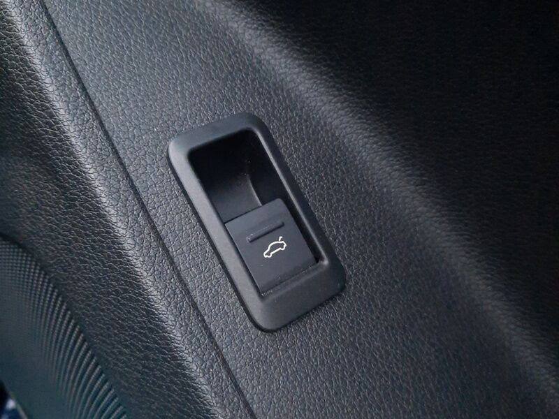 More views of Audi Q3