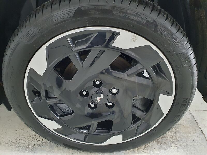 More views of Hyundai KONA