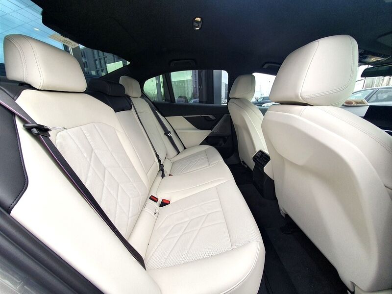 More views of BMW 5-Series