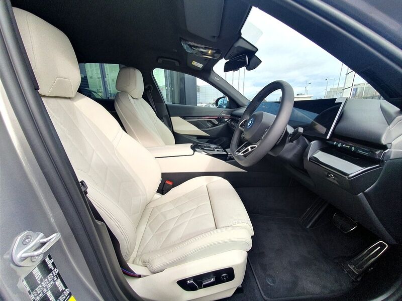 More views of BMW 5-Series