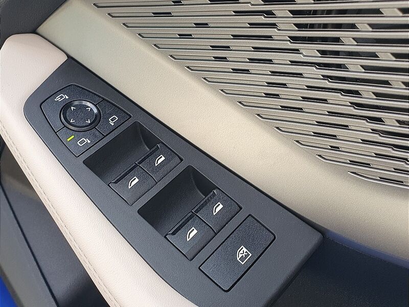 More views of BMW 1-Series