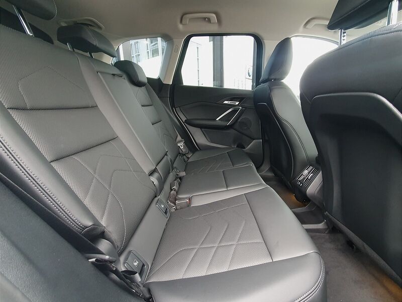 More views of BMW X1