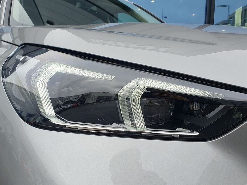 More views of BMW X1