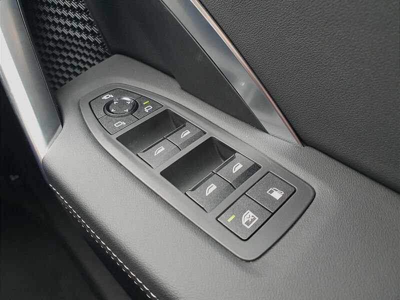 More views of BMW X1