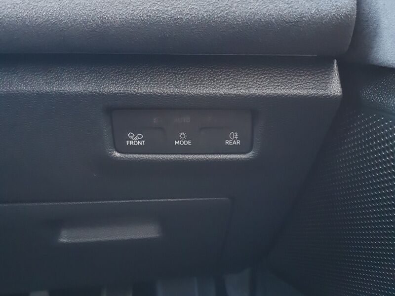 More views of Volkswagen Tayron