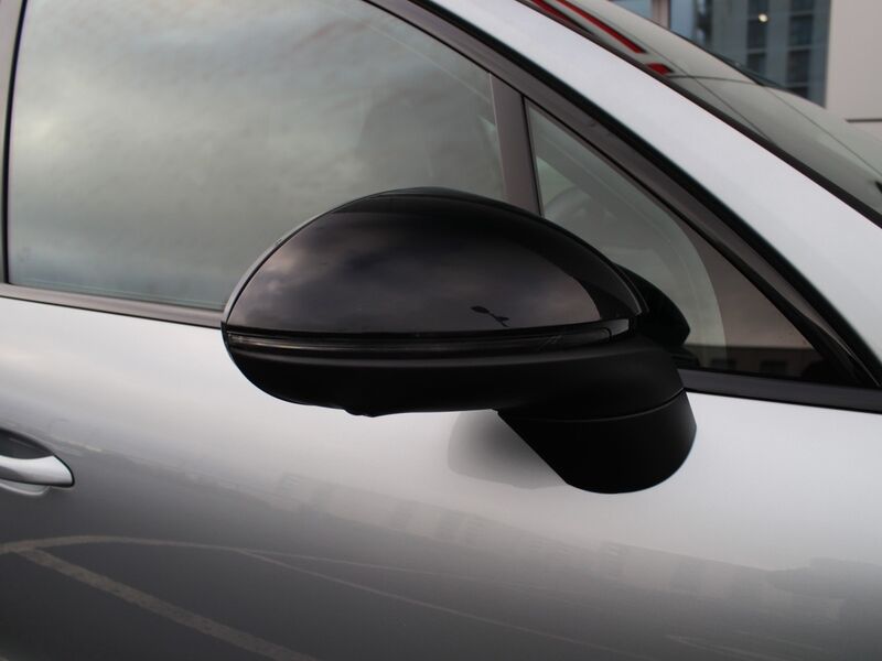 More views of Porsche Cayenne