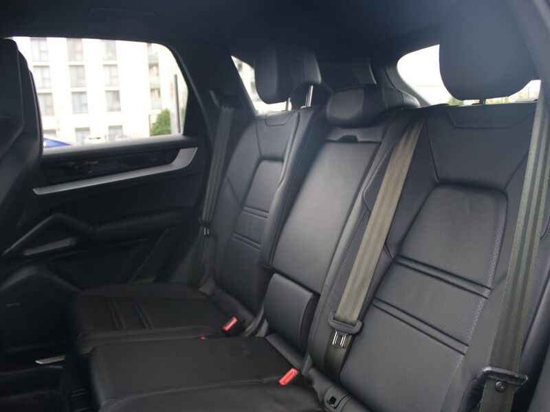 More views of Porsche Cayenne
