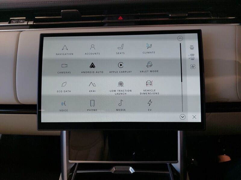 More views of Land Rover Range Rover