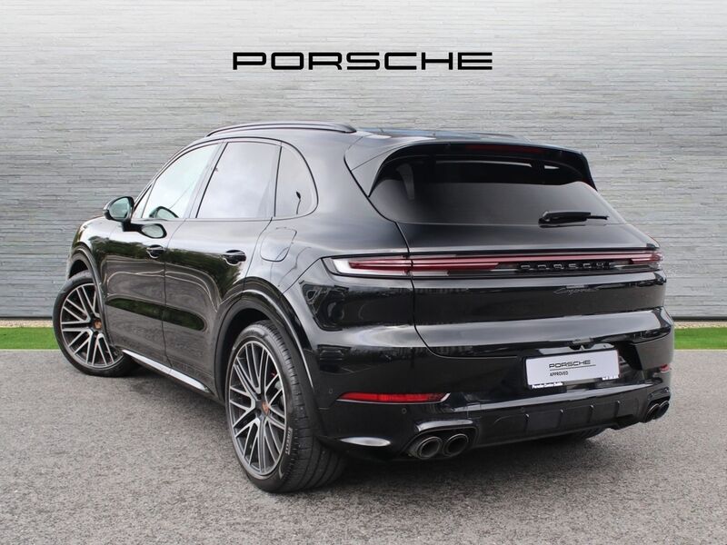 More views of Porsche Cayenne