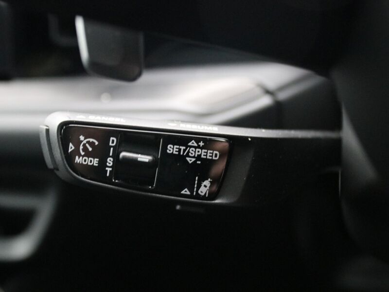 More views of Porsche Cayenne