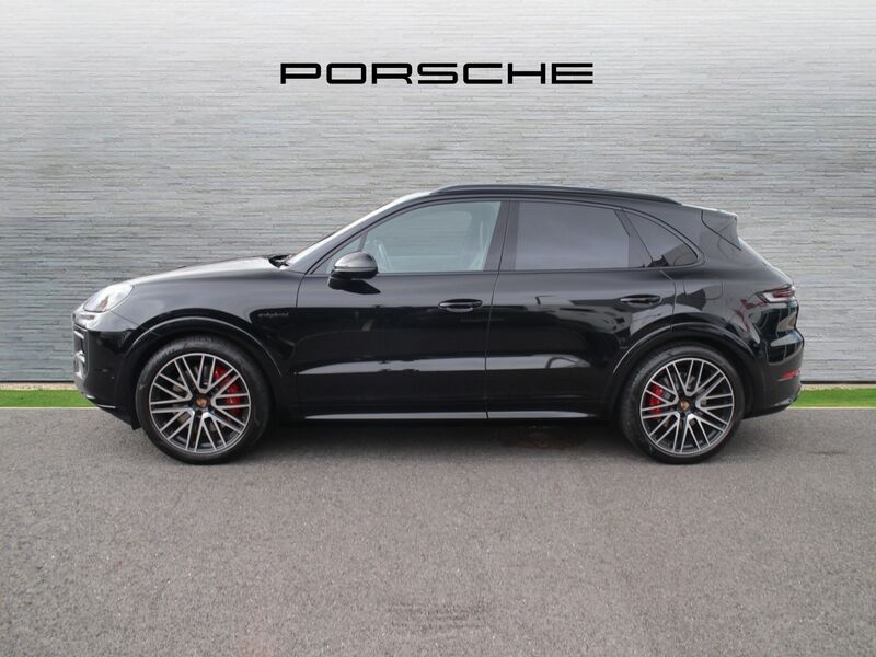 More views of Porsche Cayenne