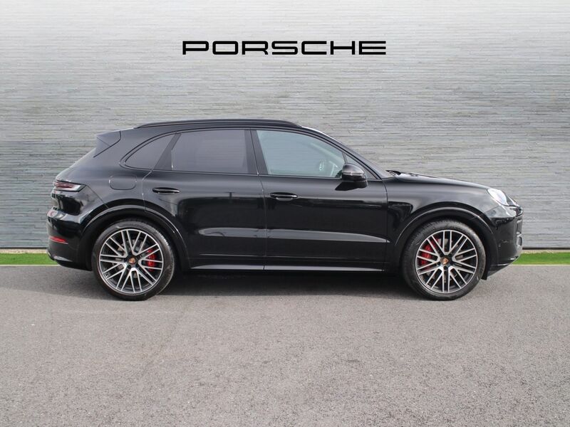 More views of Porsche Cayenne