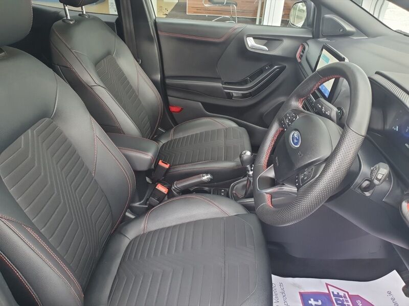 More views of Ford Puma