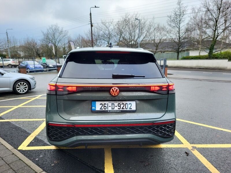 More views of Volkswagen Tayron