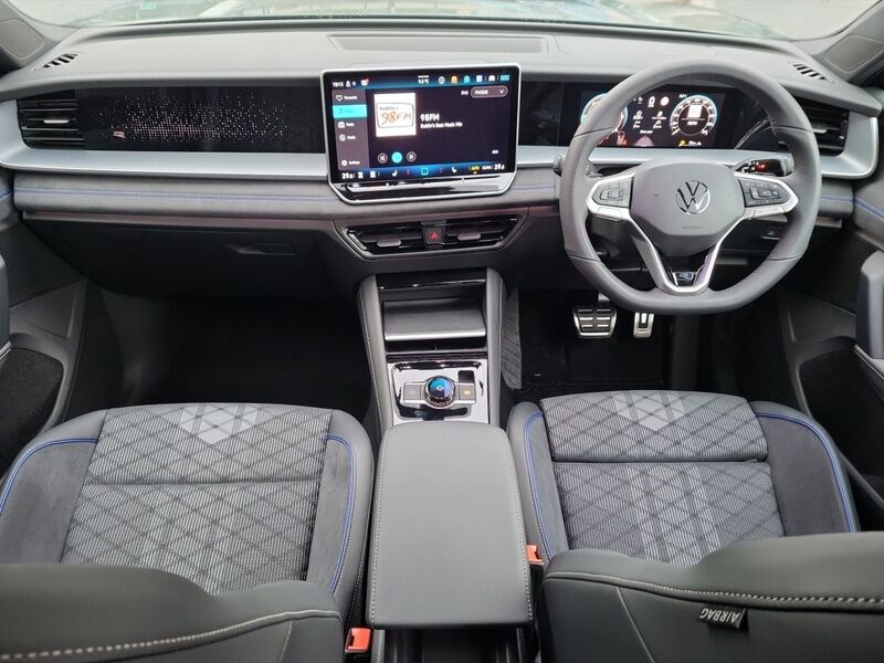 More views of Volkswagen Tayron