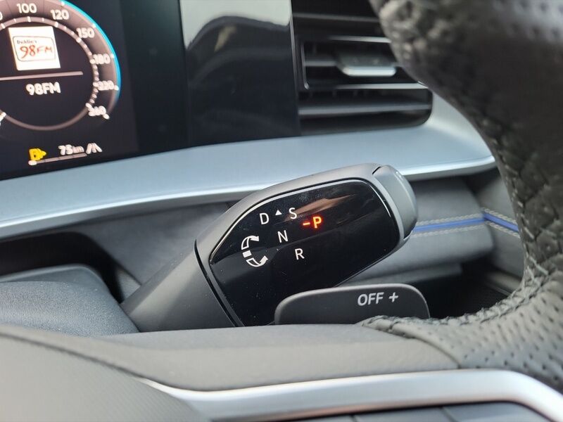 More views of Volkswagen Tayron