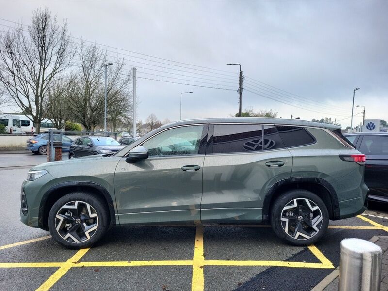 More views of Volkswagen Tayron