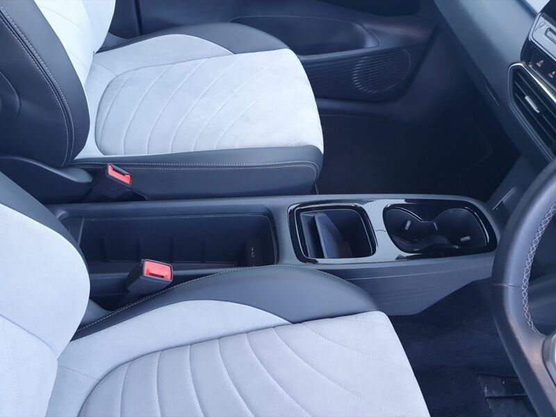 More views of Volkswagen ID.3