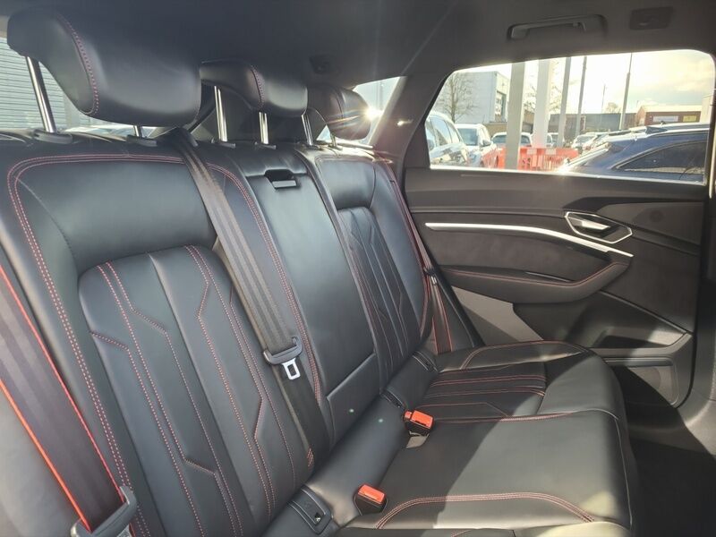 More views of Audi Q8 e-tron