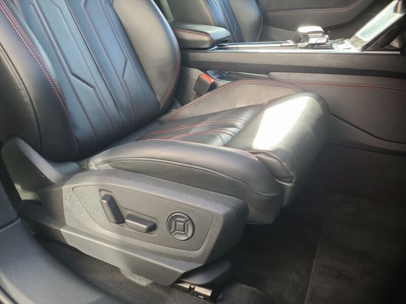 More views of Audi Q8 e-tron