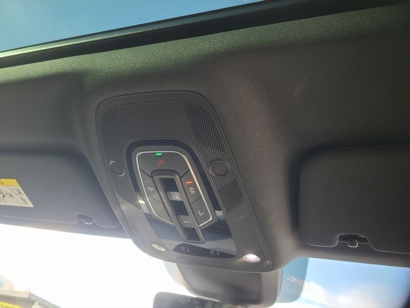 More views of Audi Q8 e-tron