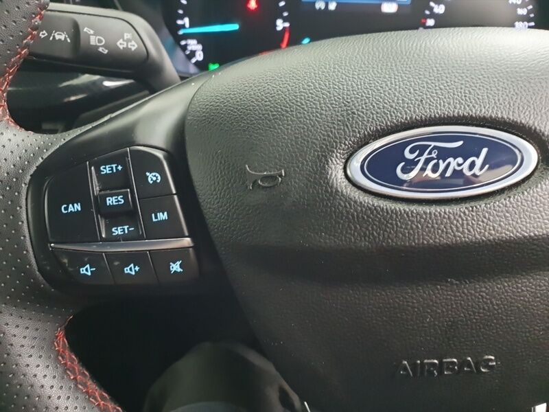 More views of Ford Focus