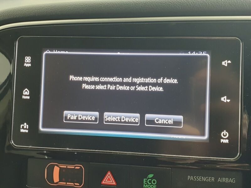 More views of Mitsubishi Outlander