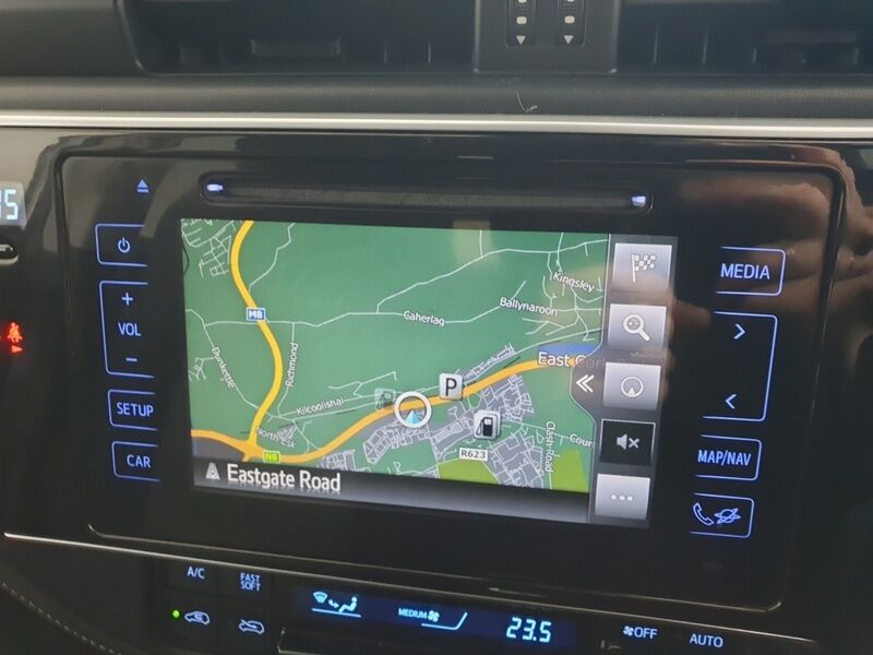 More views of Toyota Auris