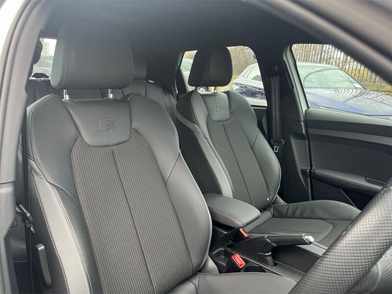 More views of Audi A1