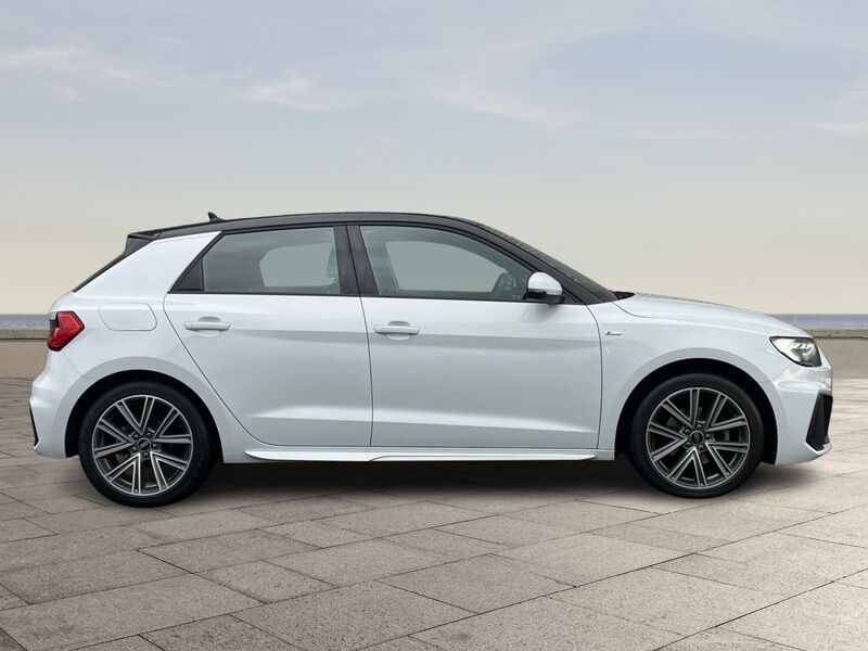 More views of Audi A1