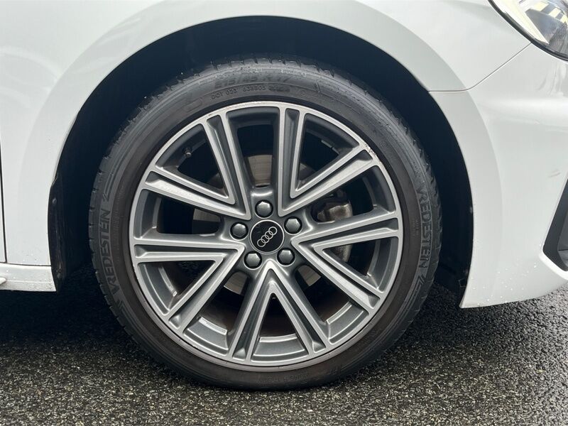 More views of Audi A1