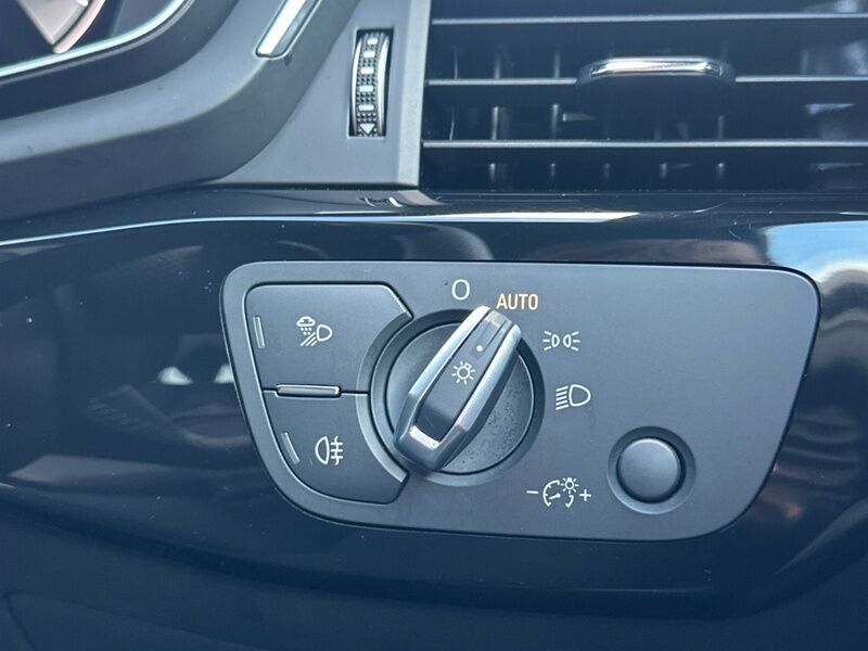 More views of Audi A4