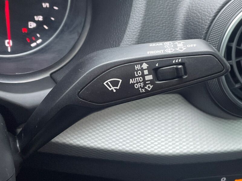 More views of Audi Q2