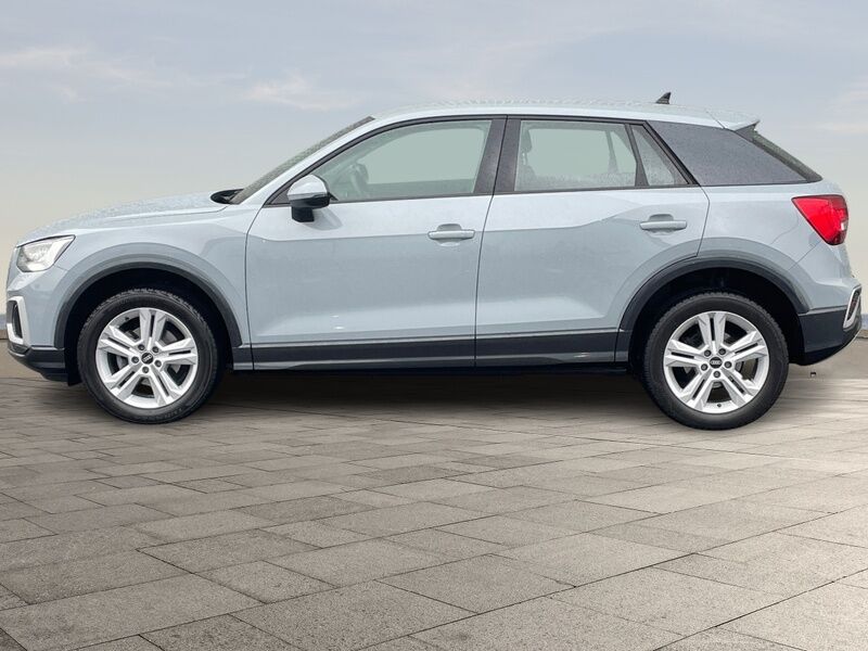 More views of Audi Q2