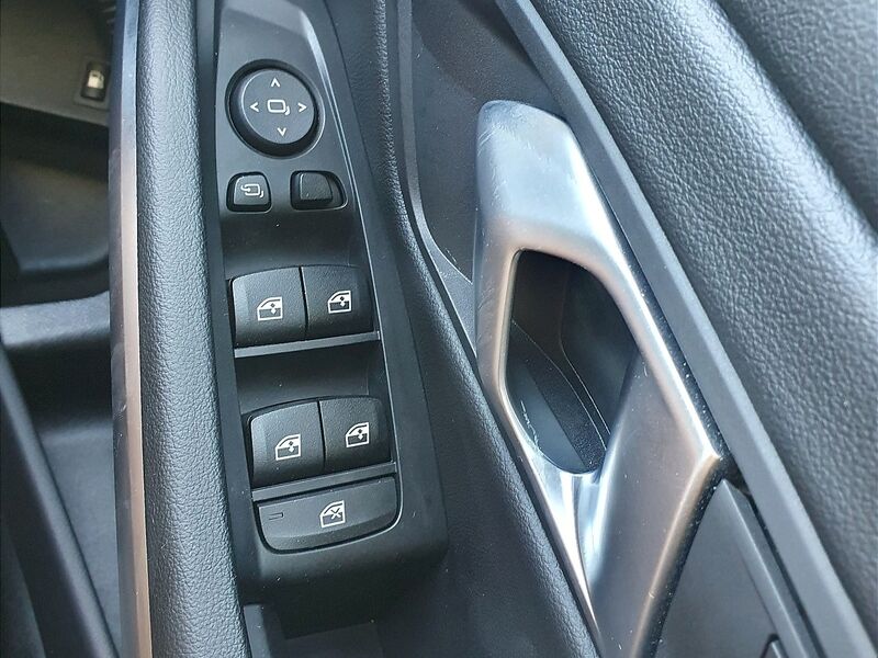 More views of BMW 3-Series