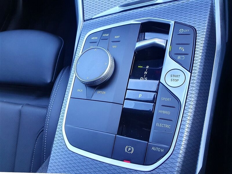 More views of BMW 3-Series