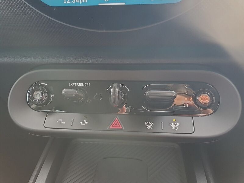 More views of Mini Countryman