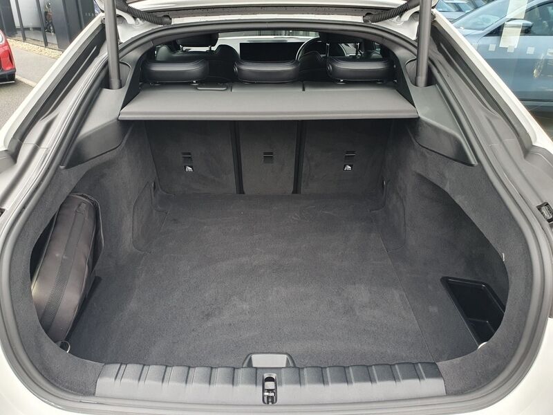 More views of BMW i4