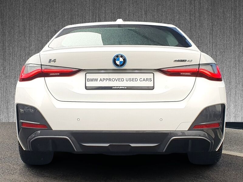 More views of BMW i4