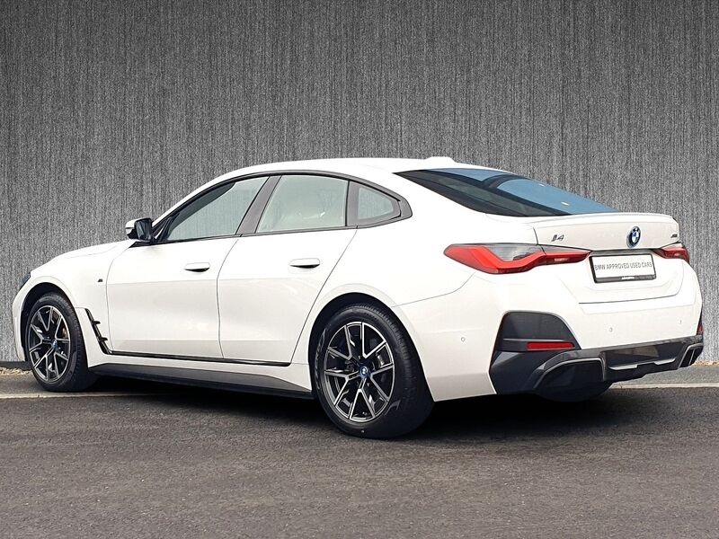 More views of BMW i4